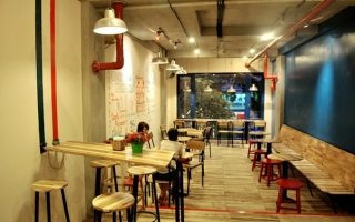 Tư vấn thiết kế nội thất quán cà phê take away đẹp