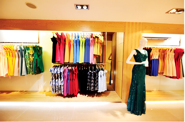 kinh nghiem thiet ke noi that shop thoi trang dep