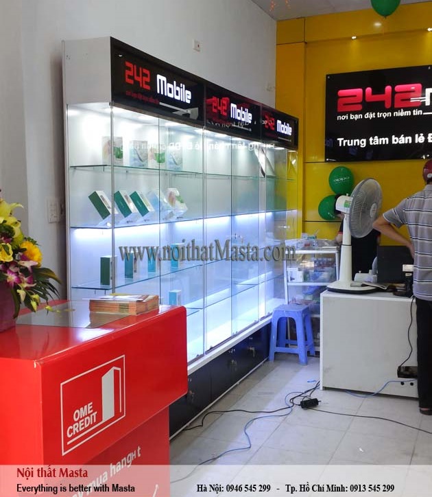 Thi công nội thất cửa hàng điện thoại - anh Vịnh - Hà Nội2
