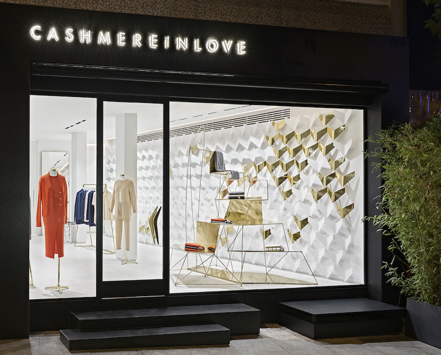 Thiết kế nội thất shop thời trang với gam màu trung tính