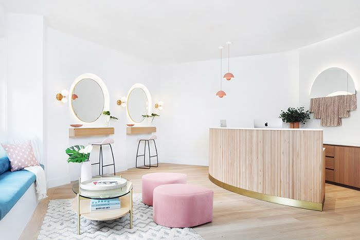 Mẫu thiết kế shop mỹ phẩm cực rẻ khiến ai cũng ngỡ ngàng
