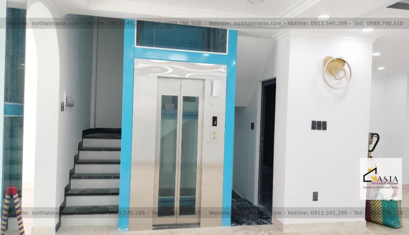 Thiết kế cửa hàng áo cưới với điểm nhấn xanh biển bắt mắt