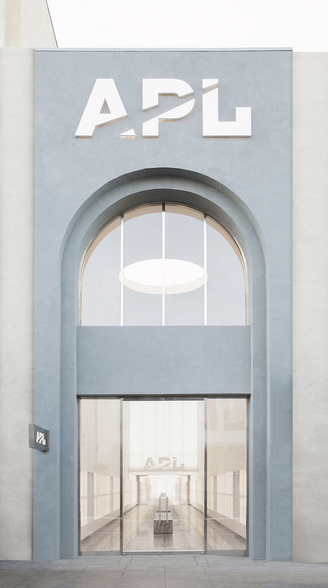 Thiết kế nội thất shop giày nhỏ đẹp tại đà nẵng đẳng cấp thời thượng
