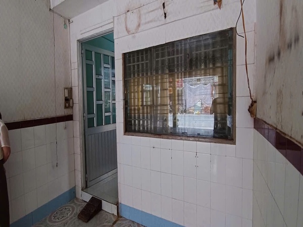 Hiện trạng trước khi thiết kế tiệm vàng Quang Minh, Long An