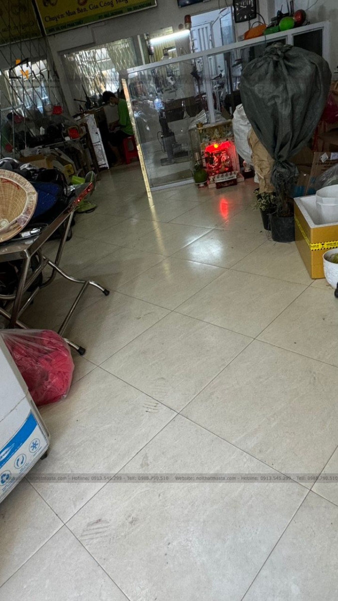 Thực trạng trước khi thiết kế tiệm vàng Sỹ Linh, Phan thiết